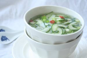 Koreaanse koude komkommersoep
