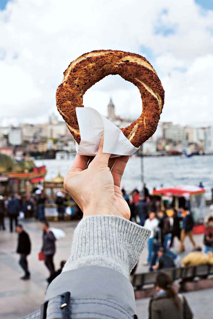 Simit. Recepten uit Istanbul – Pomme Lamoyer, fotografie door Akiko Ida en Pierre Javelle